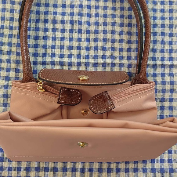 Longchamp Le Pliage Pink Foldable Shoulder Bag - Picture 6 of 8